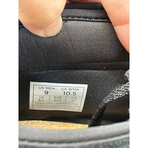 So iLL Classic Chukka Boots Wolf Black Water Resistant Unisex M9 W10.5 main image 5